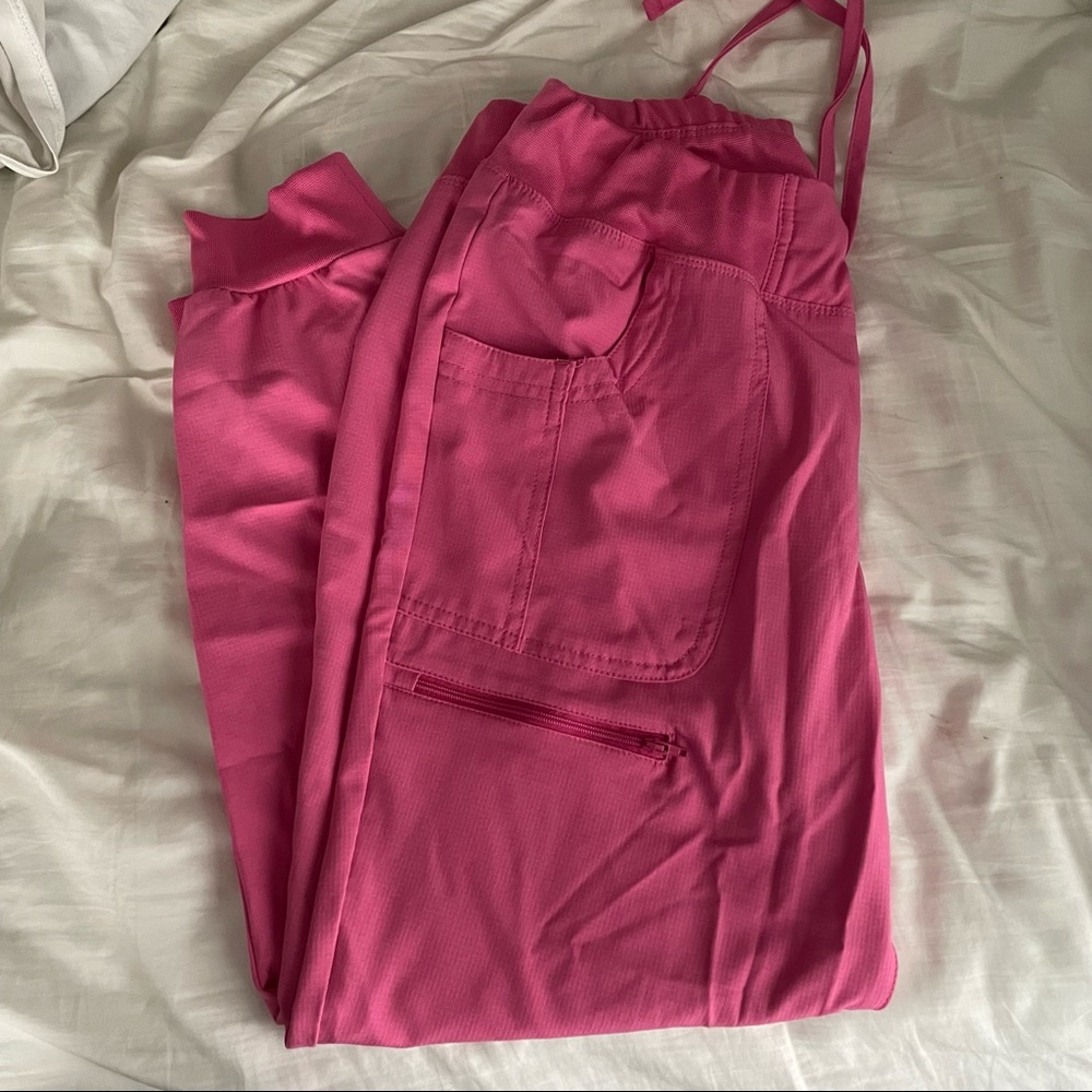 HeartSoul pink jogger scrub bottoms